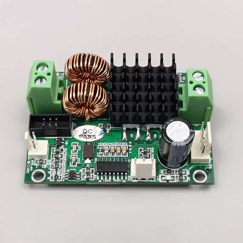 Контролер температури TCB-NC з компактним розміром і високою точністю